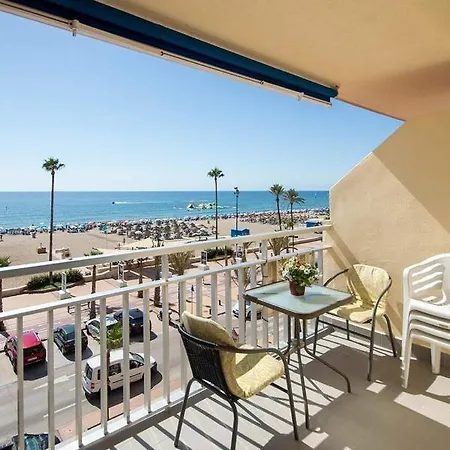 Beachfront Апартаменты *